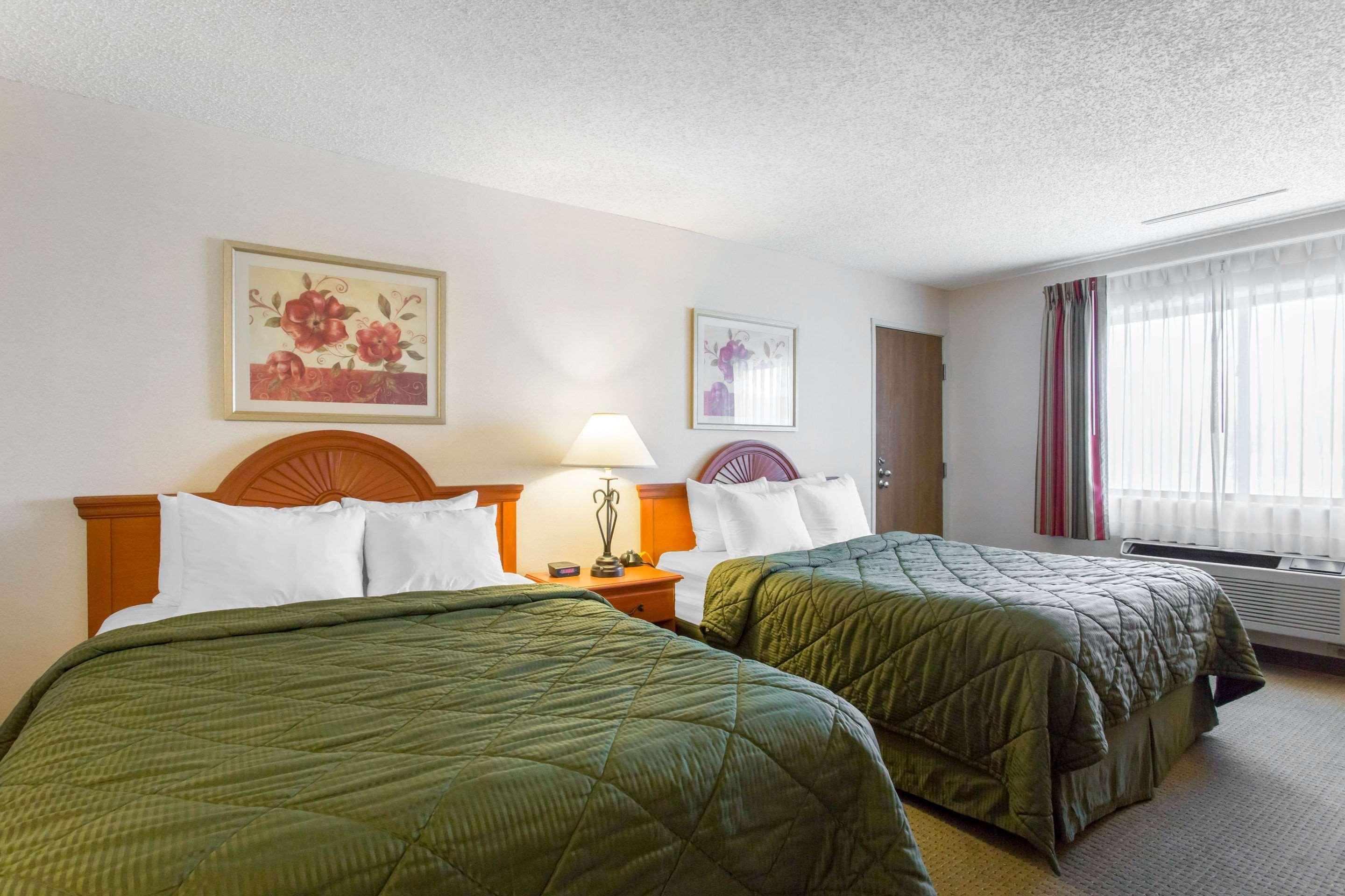Quality Inn Delta Gateway To Rocky Mountains Exterior photo