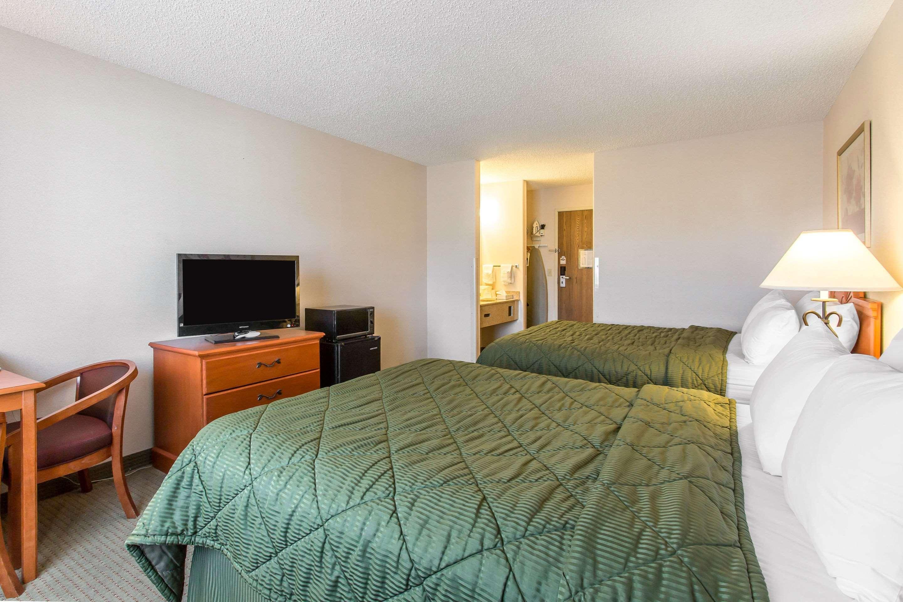 Quality Inn Delta Gateway To Rocky Mountains Exterior photo